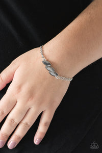 Pretty Priceless - Silver bracelet Paparazzi