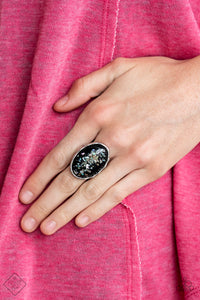 Glittery With Envy - Black ring Paparazzi
