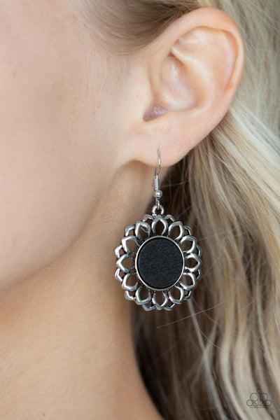 Farmhouse Fashionista - Black earrings Paparazzi Accessories