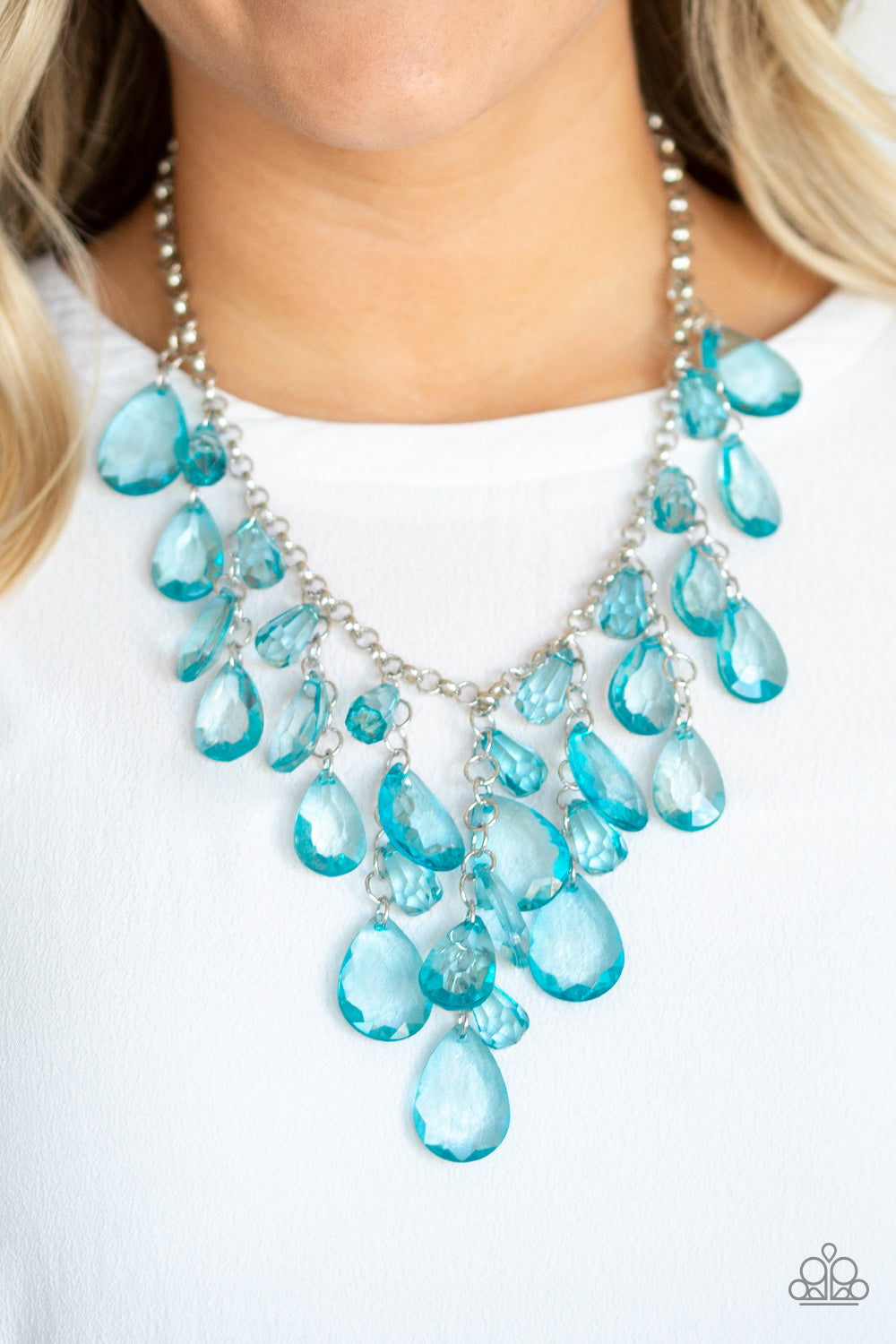 Irresistible Iridescence - Blue necklace Paparazzi